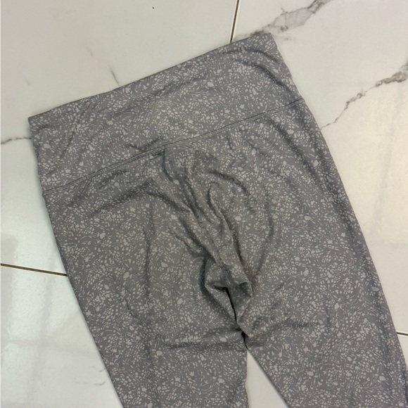 Athleta Heathered Gray Leggings Size S - Picture 3 of 7